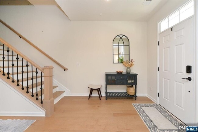 60 Litchfield Ln in Fair Lawn, NJ - Building Photo - Building Photo