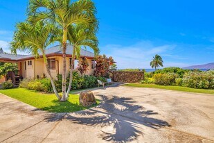 9 Huapala Pl in Lahaina, HI - Building Photo
