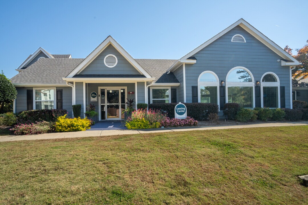 The Bauer Apartments in Acworth, GA - Foto de edificio