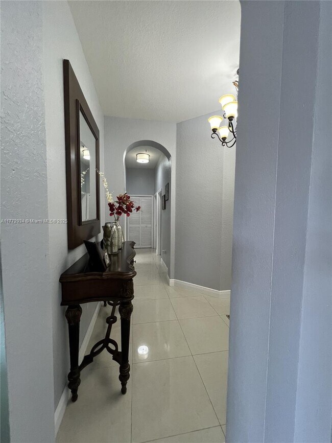 4435 SW 160th Ave in Miramar, FL - Building Photo - Building Photo