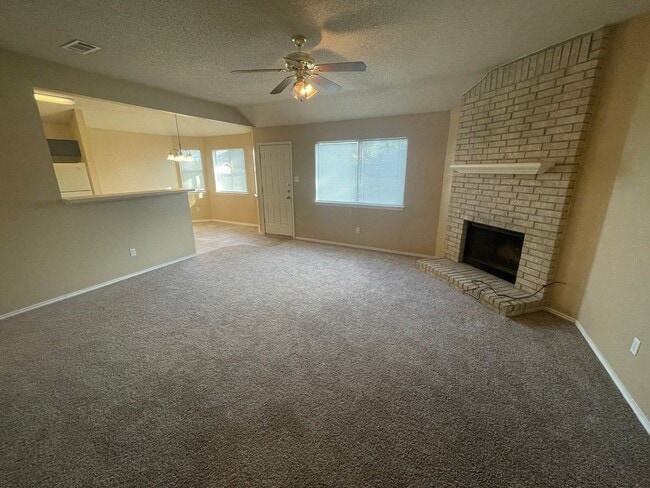 5006 Glenoak Dr in Killeen, TX - Building Photo - Building Photo