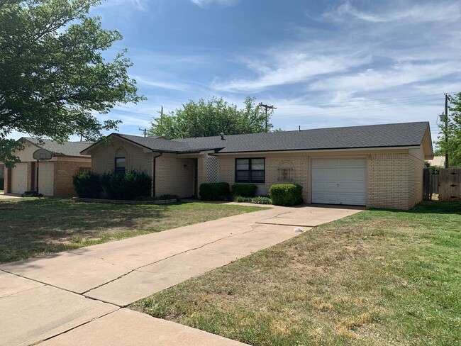 5503 10th St in Lubbock, TX - Building Photo - Building Photo
