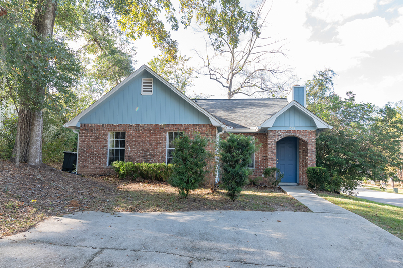 1521 Cinnamon Bear Cir in Tallahassee, FL - Building Photo