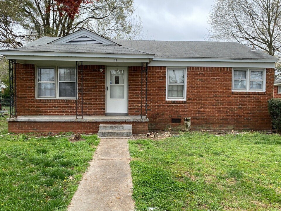 34 Locust Ln in Jackson, TN - Building Photo