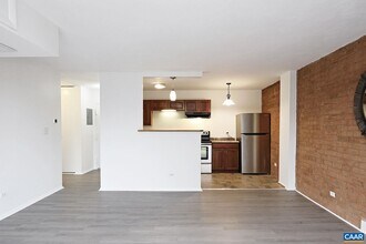 1800 Jefferson Park Ave in Charlottesville, VA - Building Photo - Building Photo