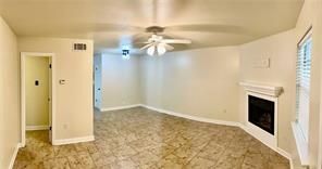 717 Heavens Dr in Mandeville, LA - Foto de edificio - Building Photo