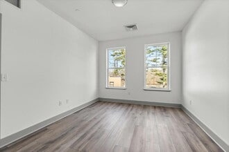 75 Forester Ave, Unit 235 in Warwick, NY - Building Photo - Building Photo