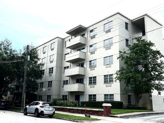 406 W Azeele St in Tampa, FL - Building Photo - Building Photo