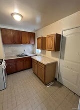 6832 Cornell St in Taylor, MI - Foto de edificio - Building Photo