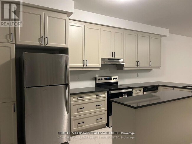 44 Melmar St in Brampton, ON - Building Photo - Building Photo