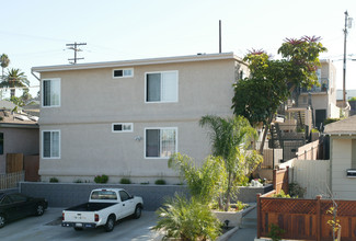 4385 Arizona St in San Diego, CA - Building Photo - Building Photo