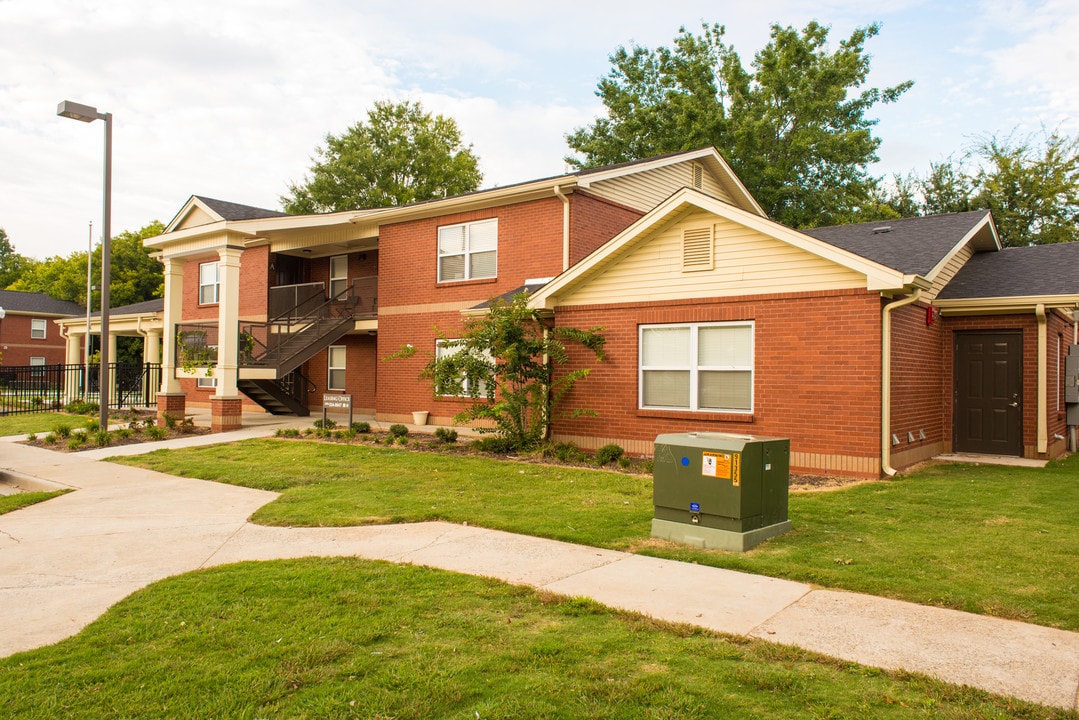 Spring Branch Apartments in Huntsville, AL - Building Photo