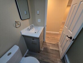 123 2nd St in Dupont, PA - Building Photo - Building Photo