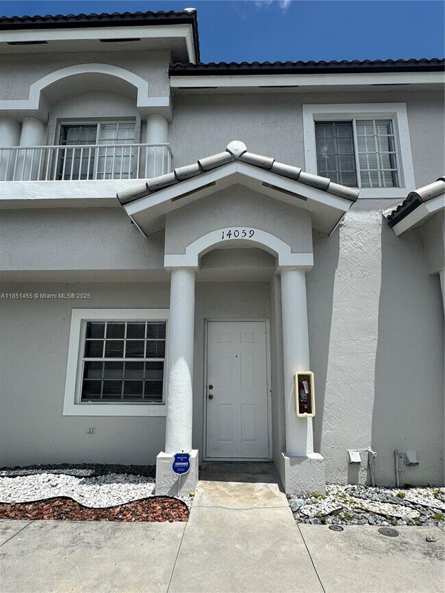 14059 SW 120th Ct in Miami, FL - Building Photo - Building Photo