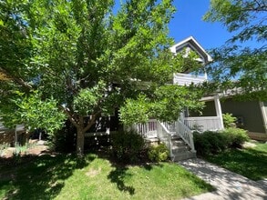 3 bed 3.5 Bath with Bonus Studio Suite Above Detached Garage! in Fort Collins, CO - Building Photo - Building Photo