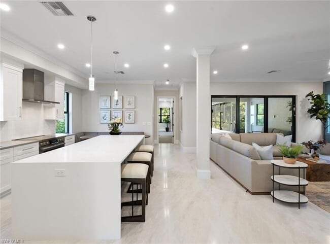 2721 Van Buren Ave in Naples, FL - Building Photo - Building Photo