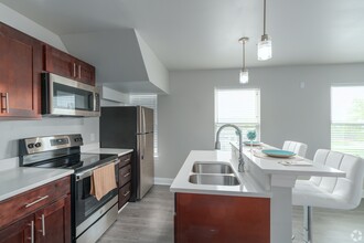 200 5th Apartments in York, PA - Foto de edificio - Building Photo