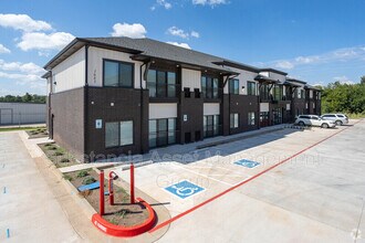 1677 Midtown Pl in Oklahoma City, OK - Building Photo - Building Photo