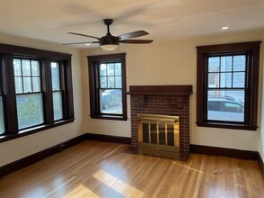 123 Landseer St, Unit APT 1 in Boston, MA - Building Photo - Building Photo