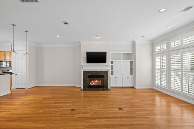 property at 2196 Bancroft Ln