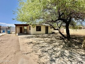 4832 S 37th Ave in Phoenix, AZ - Building Photo