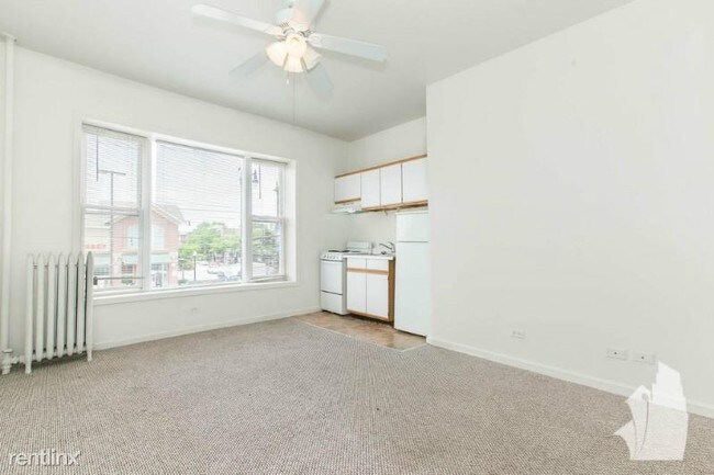 3957 Irving Park Rd in Chicago, IL - Building Photo - Building Photo