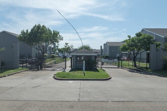 Pipers Crossing in Houston, TX - Building Photo - Building Photo