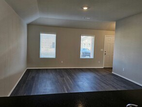 5451 Eldora Cv in Springdale, AR - Building Photo - Building Photo