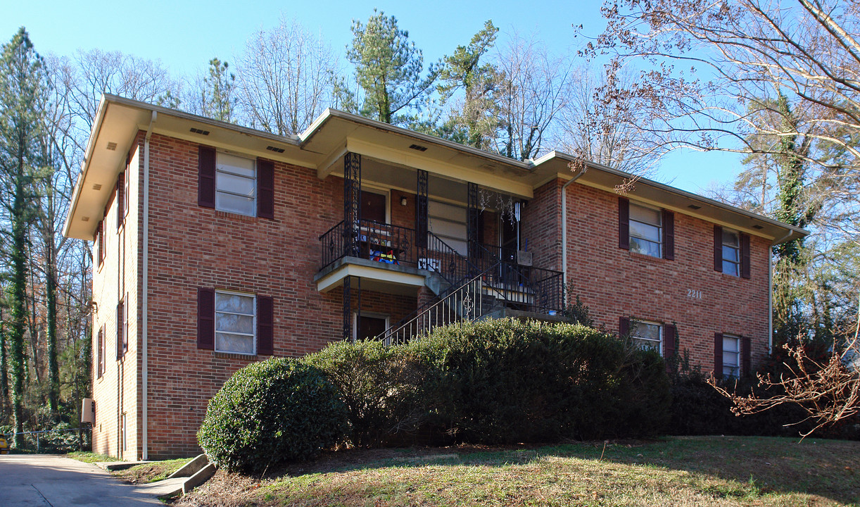 2211 Morehead Ave in Durham, NC - Building Photo