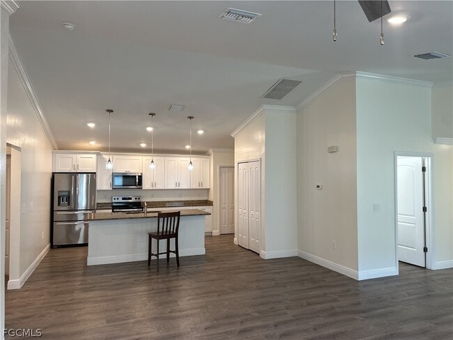 136 Francis Ave in Ft. Myers, FL - Building Photo - Building Photo