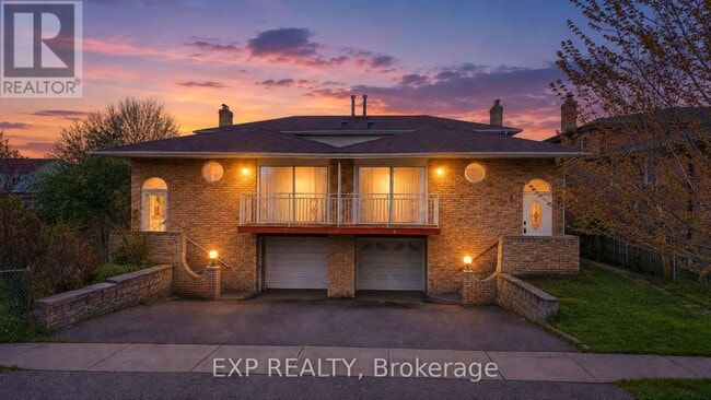 property at 4 Fallway Rd