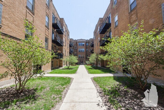 1643 W Farwell Ave-Unit -3NT in Chicago, IL - Building Photo