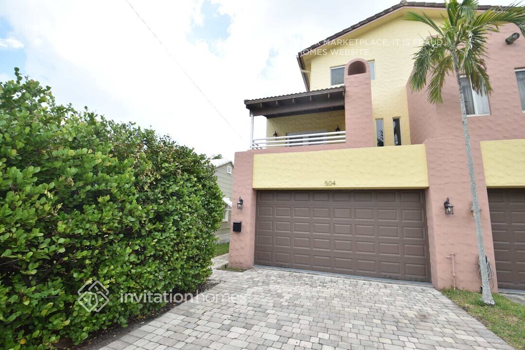 504 SW 10th St in Fort Lauderdale, FL - Building Photo