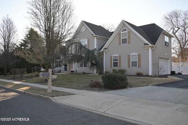 1439 Oakwood Hollow Ln in Toms River, NJ - Building Photo - Building Photo