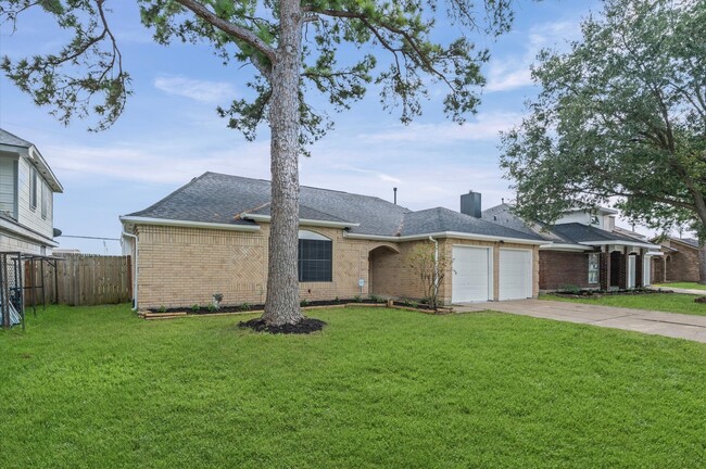property at 17523 Hamilwood Dr