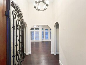 2113 Aspenwood Dr N in Grapevine, TX - Building Photo - Building Photo