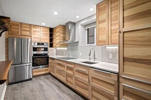 1252 W Carmen Ave, Unit G in Chicago, IL - Building Photo