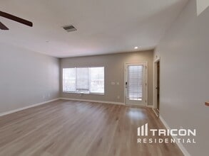 5020 Anclote River St in Wesley Chapel, FL - Building Photo - Building Photo