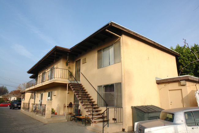 5630 Fulcher Ave in North Hollywood, CA - Building Photo - Building Photo