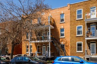 3387 Lacombe Av in Montréal, QC - Building Photo