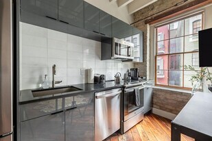 315 Girod St, Unit ID1267150P in New Orleans, LA - Building Photo