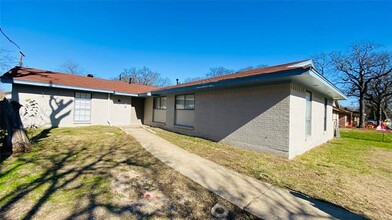 10423 Checota Dr in Dallas, TX - Building Photo - Building Photo