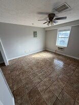 180 Valley Ln, Unit 5 in London, KY - Building Photo