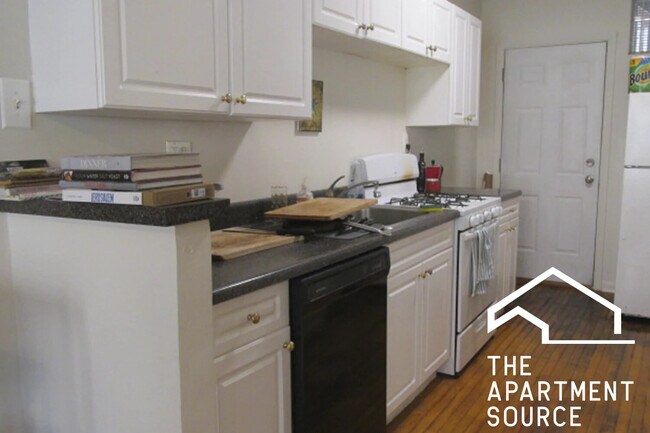 724 W Roscoe St in Chicago, IL - Building Photo - Building Photo