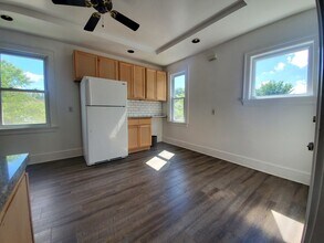 401 Morgan Ave N, Unit Floor 2 in Minneapolis, MN - Building Photo - Building Photo