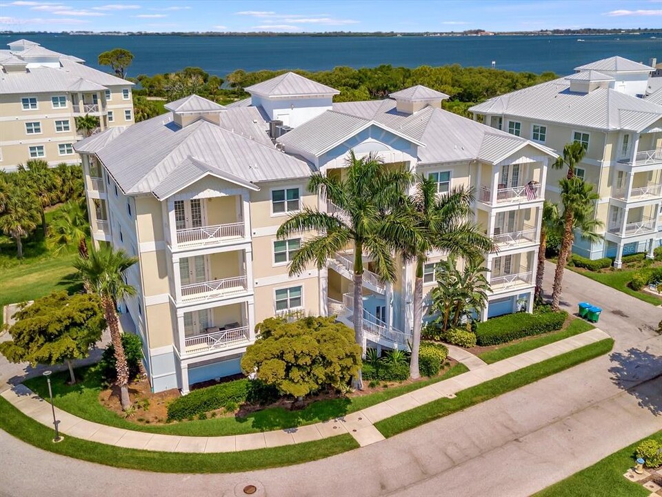 7840 34th Ave W in Bradenton, FL - Foto de edificio