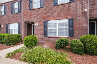 3007 RG Buchanan Dr in La Vergne, TN - Building Photo - Building Photo