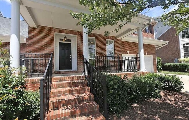 131 Alden Village Ct in Cary, NC - Building Photo - Building Photo