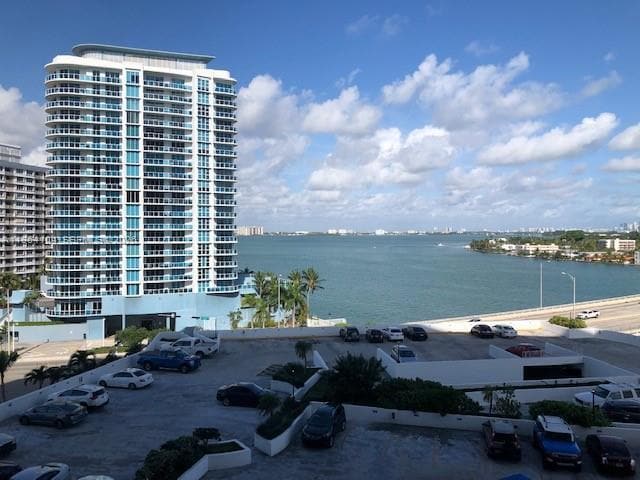 property at 7601 E Treasure Dr