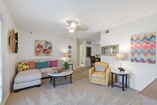 Cimarron Trails in Norman, OK - Building Photo